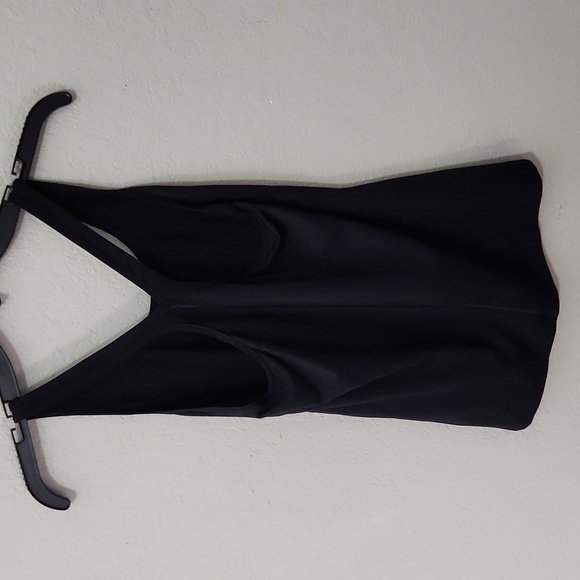 Under Armour Tank Top Womens Racerback Black fits a s/m see meaurments - Picture 3 of 7